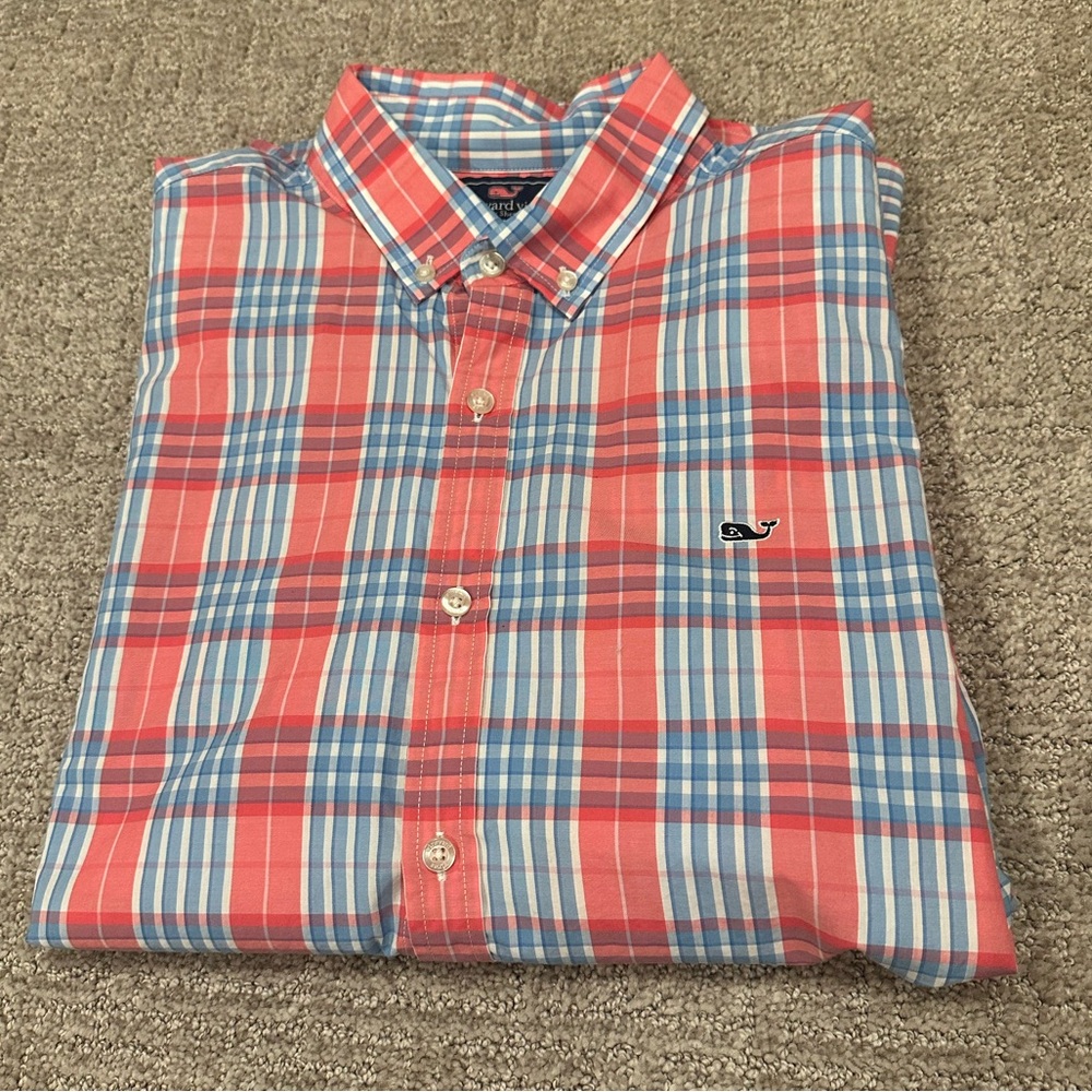 Vineyard Vines Men’s Button Down Shirt